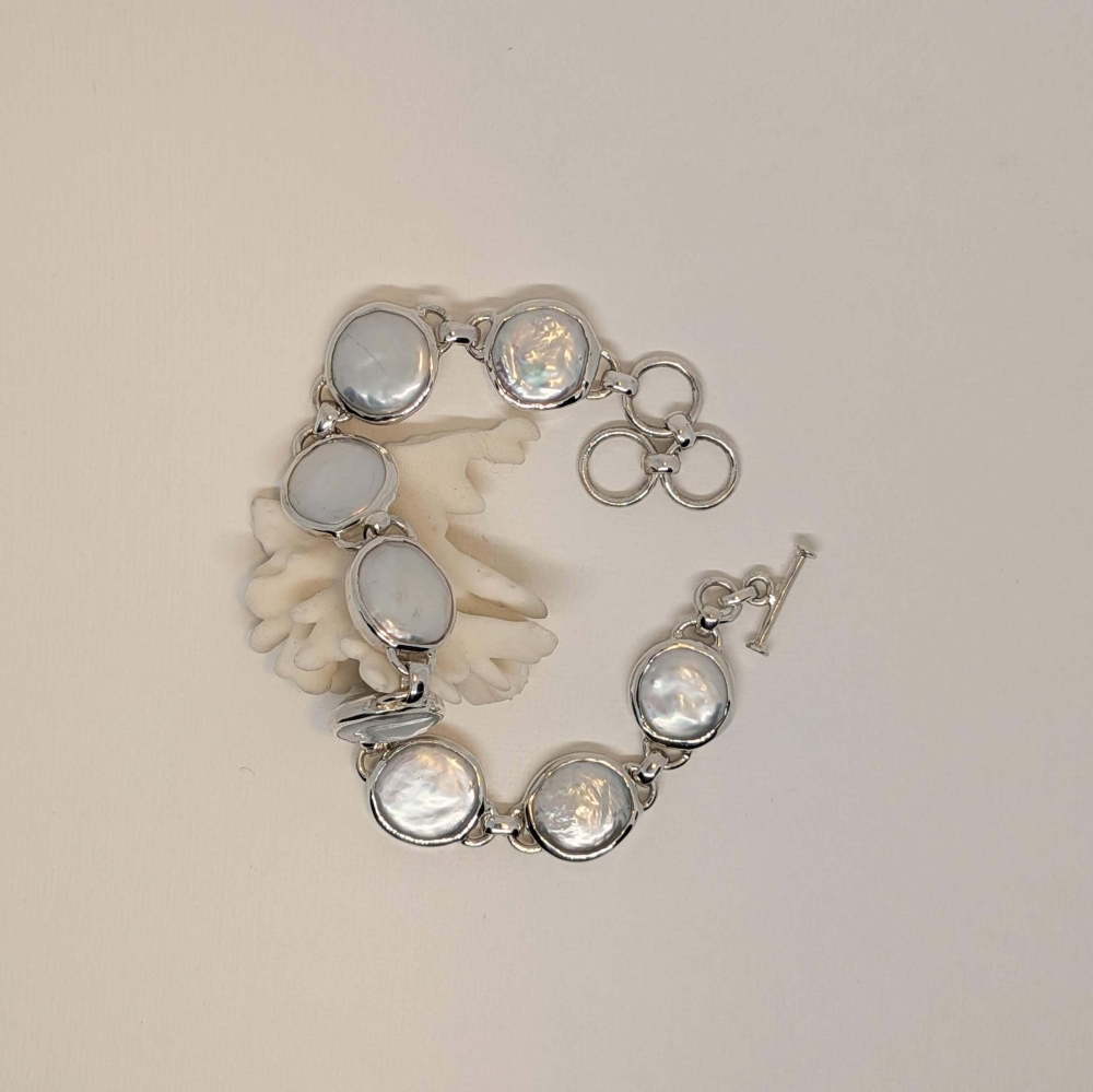 Coin Pearl Bracelet