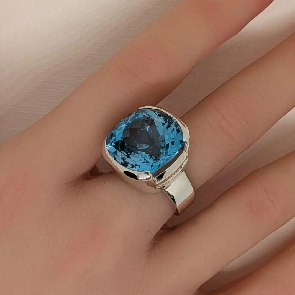 Cushion Cut Blue Topaz Ring - Size 7 - Image 5