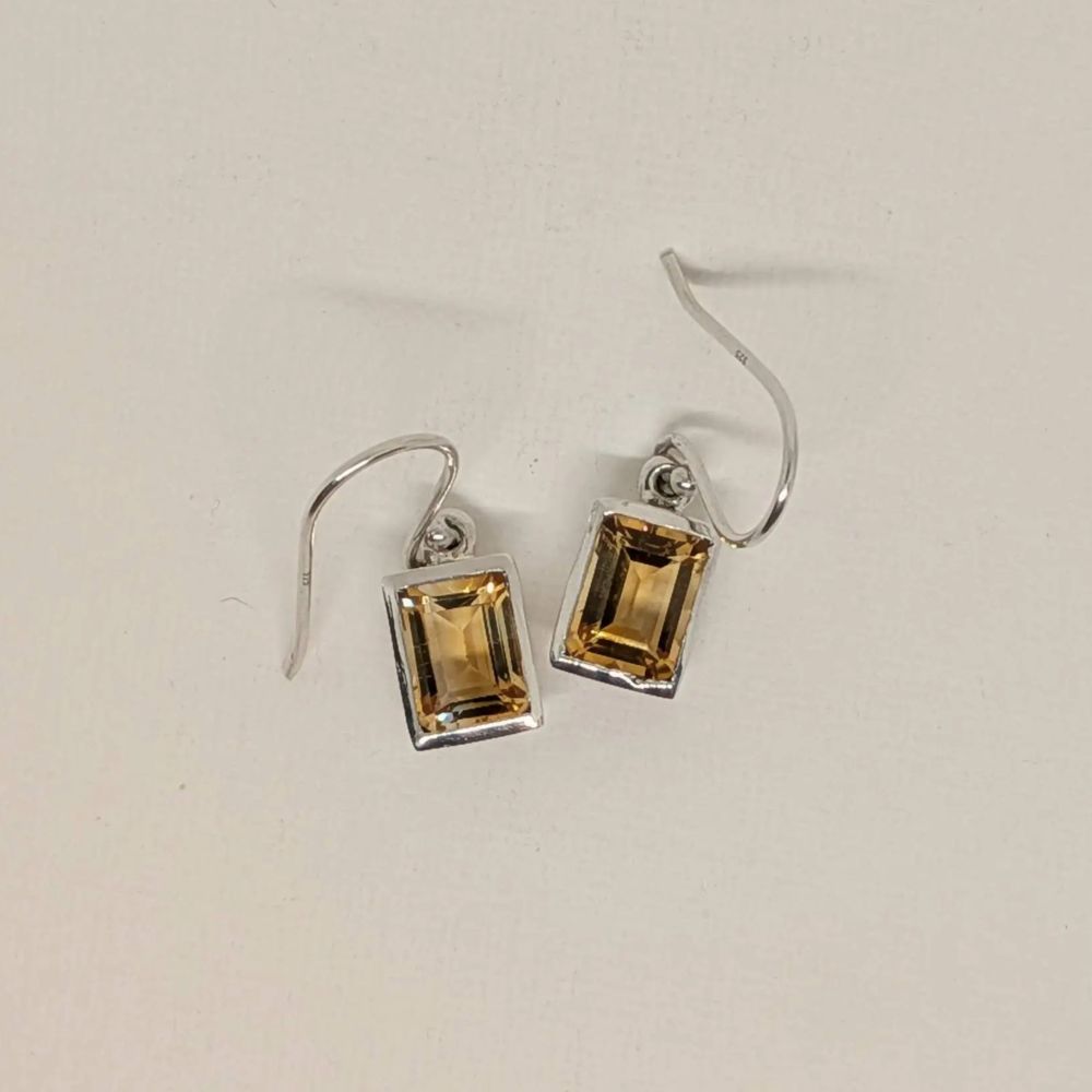 Baguette‑Cut Citrine Earrings - Image 3