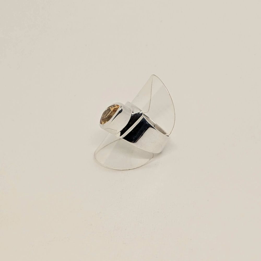 Offset Pear‑Cut Citrine Ring - Image 5