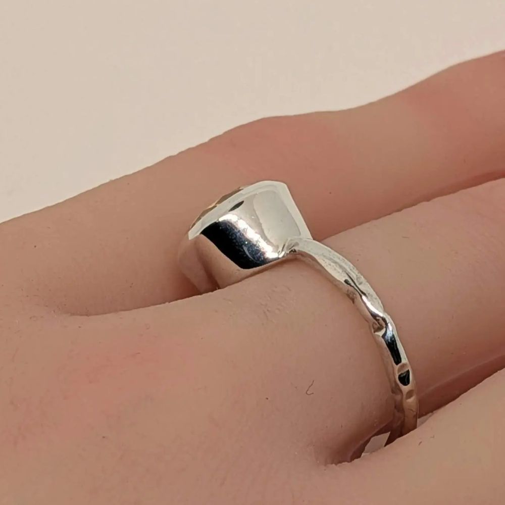 Brilliant Cut Citrine Ring - Image 4